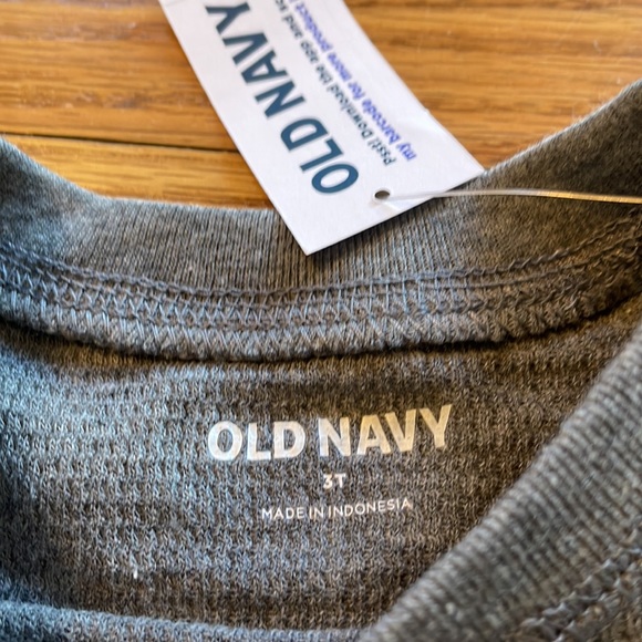🍁Old Navy Thermal Shirt - Picture 3 of 4